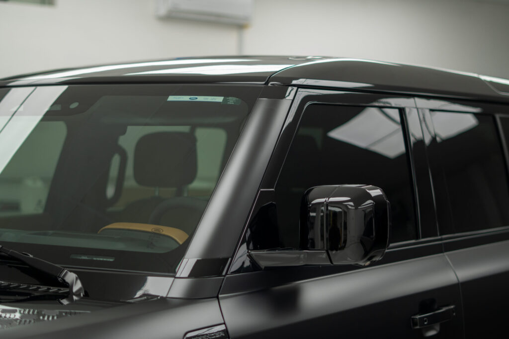 Land Rover Defender Windows